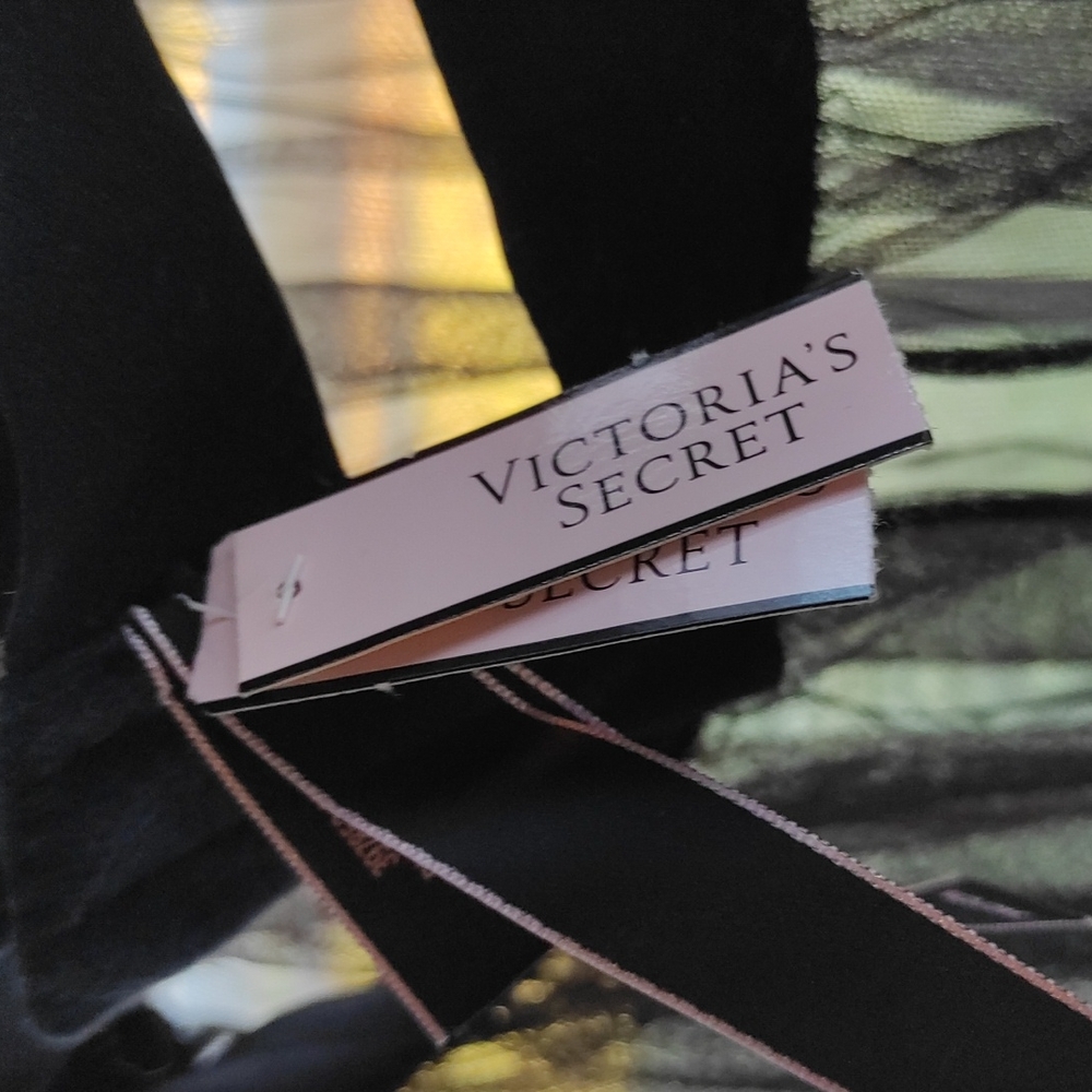 Victoria secret baby doll size 34c